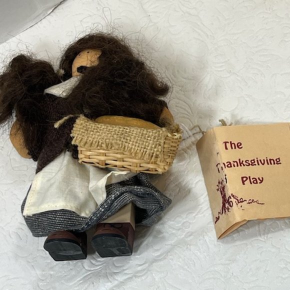 VTG 1998 Wooden Little Pilgrim Girl Doll Lizzie High The Little Ones 6"x4" - Picture 5 of 16